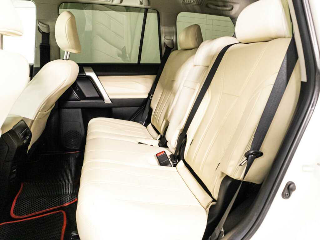 Toyota Land Cruiser Prado, 2019 - 32 452 км. | Фото №8