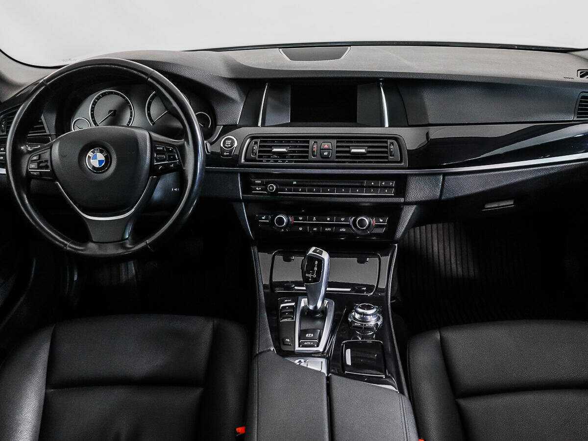 BMW 5 серии 528i, 2014 Фото №14