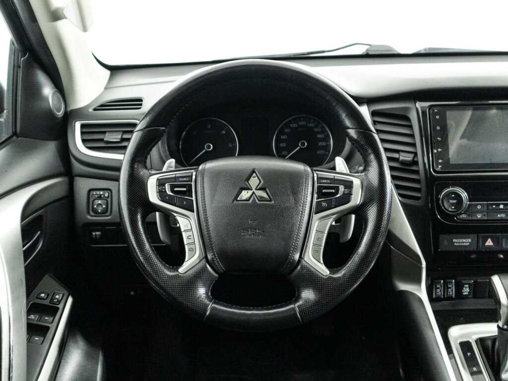 Mitsubishi Pajero Sport, 2018 Фото №21