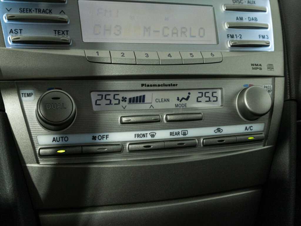 Toyota Camry, 2010 Фото №15