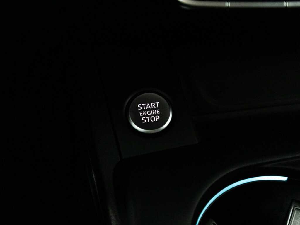 Audi A4, 2019 Фото №19