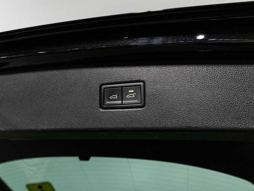 Volkswagen Tiguan, 2021 Фото №16