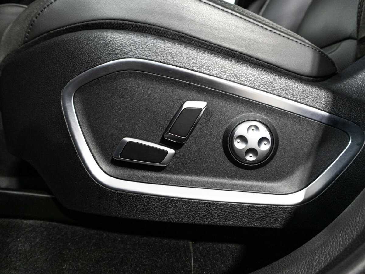 Geely Tugella, 2022 Фото №17