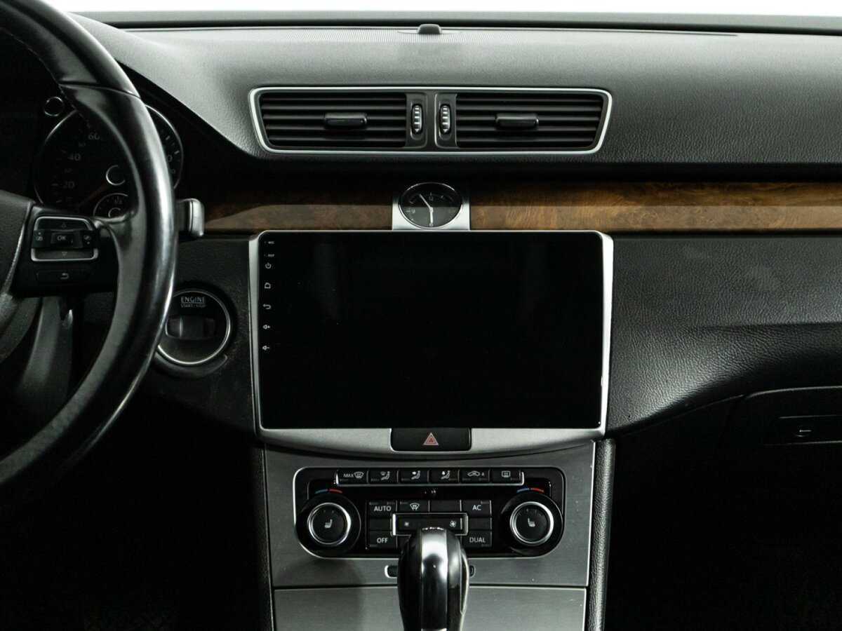 Volkswagen Passat CC, 2011 Фото №14