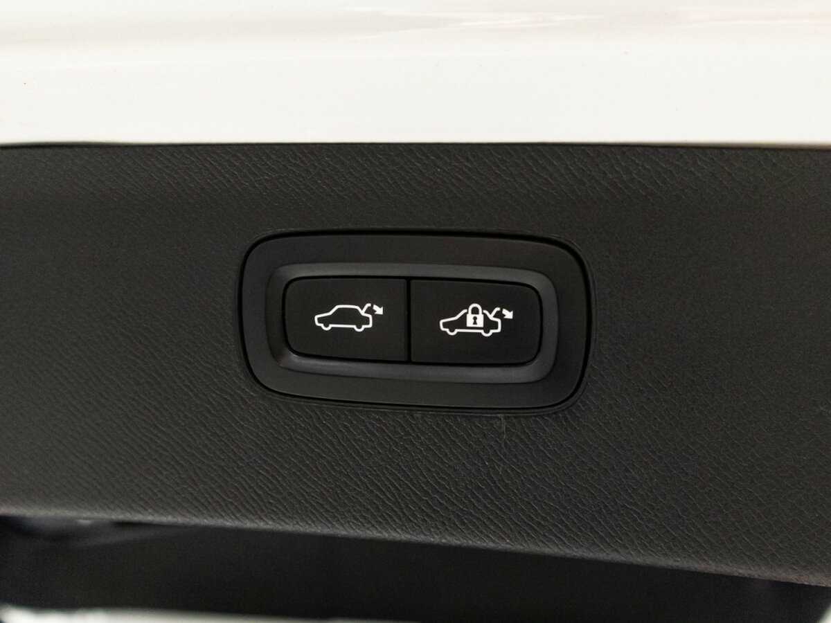 Volvo XC90, 2019 Фото №16