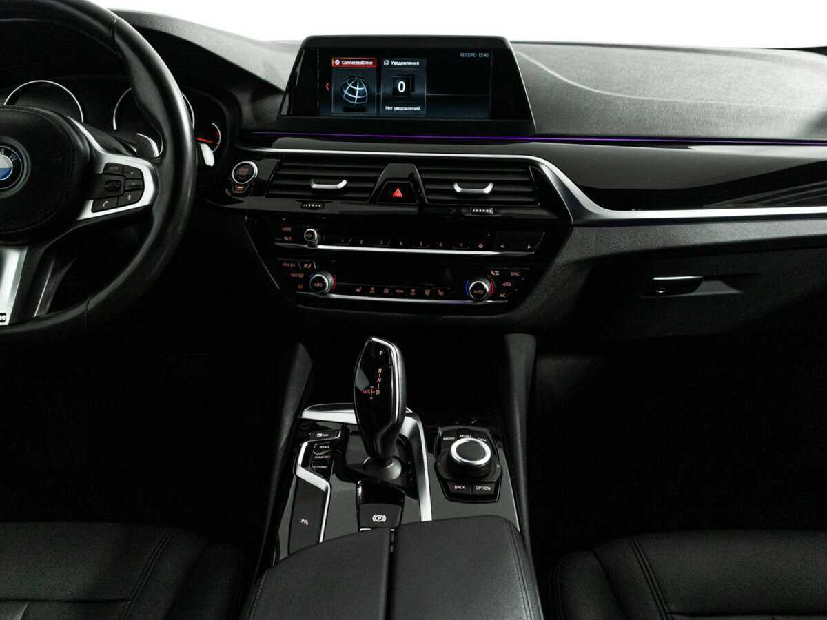 BMW 5 серии 520i, 2019 Фото №13