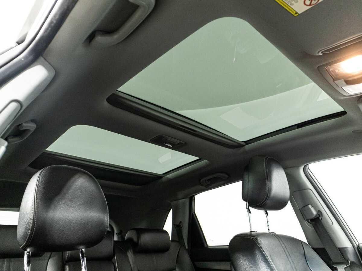 Kia Sorento, 2011 Фото №19