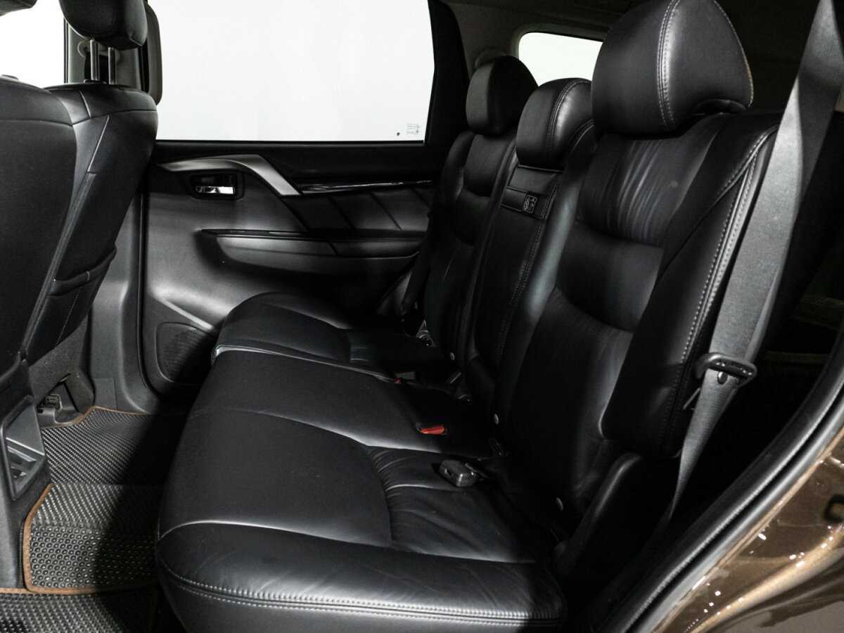 Mitsubishi Pajero Sport, 2019 Фото №10