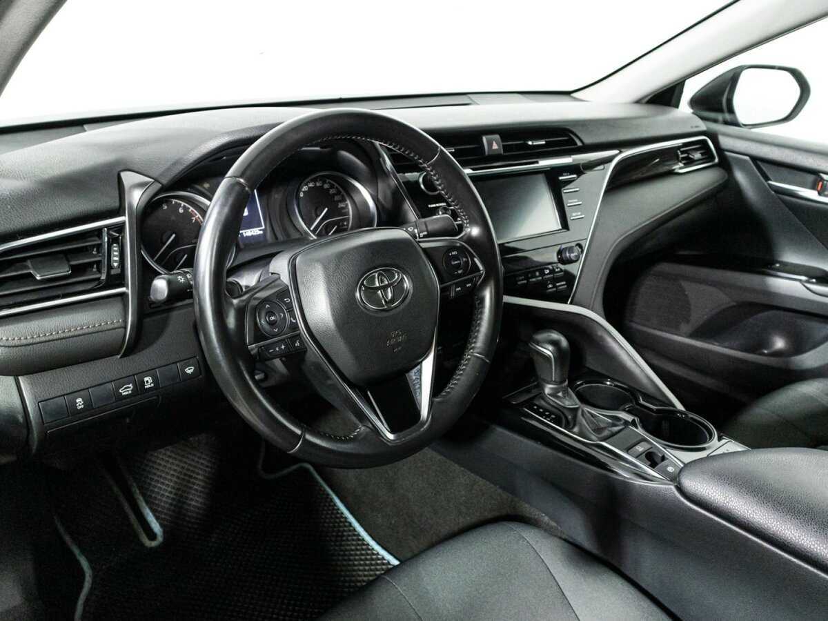 Toyota Camry, 2020 Фото №11