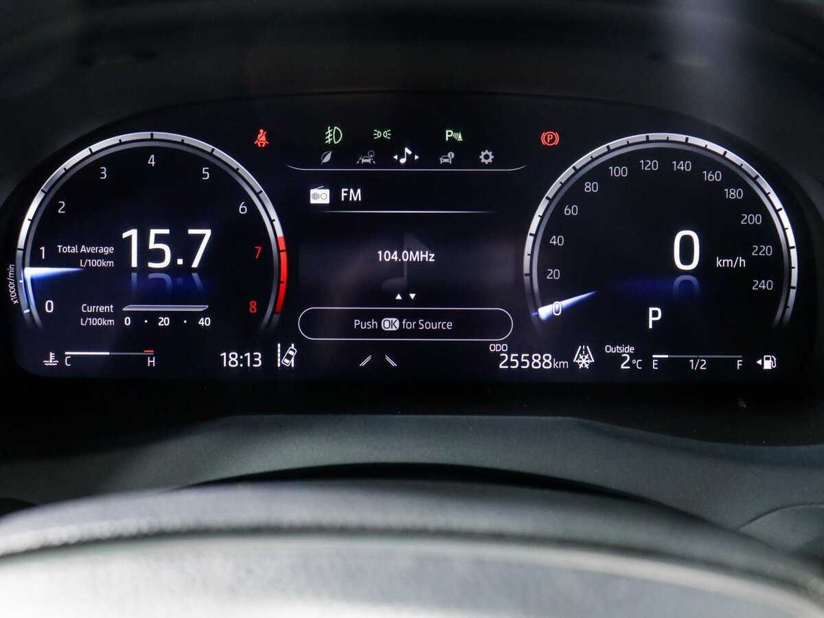 Toyota Camry, 2023 Фото №11