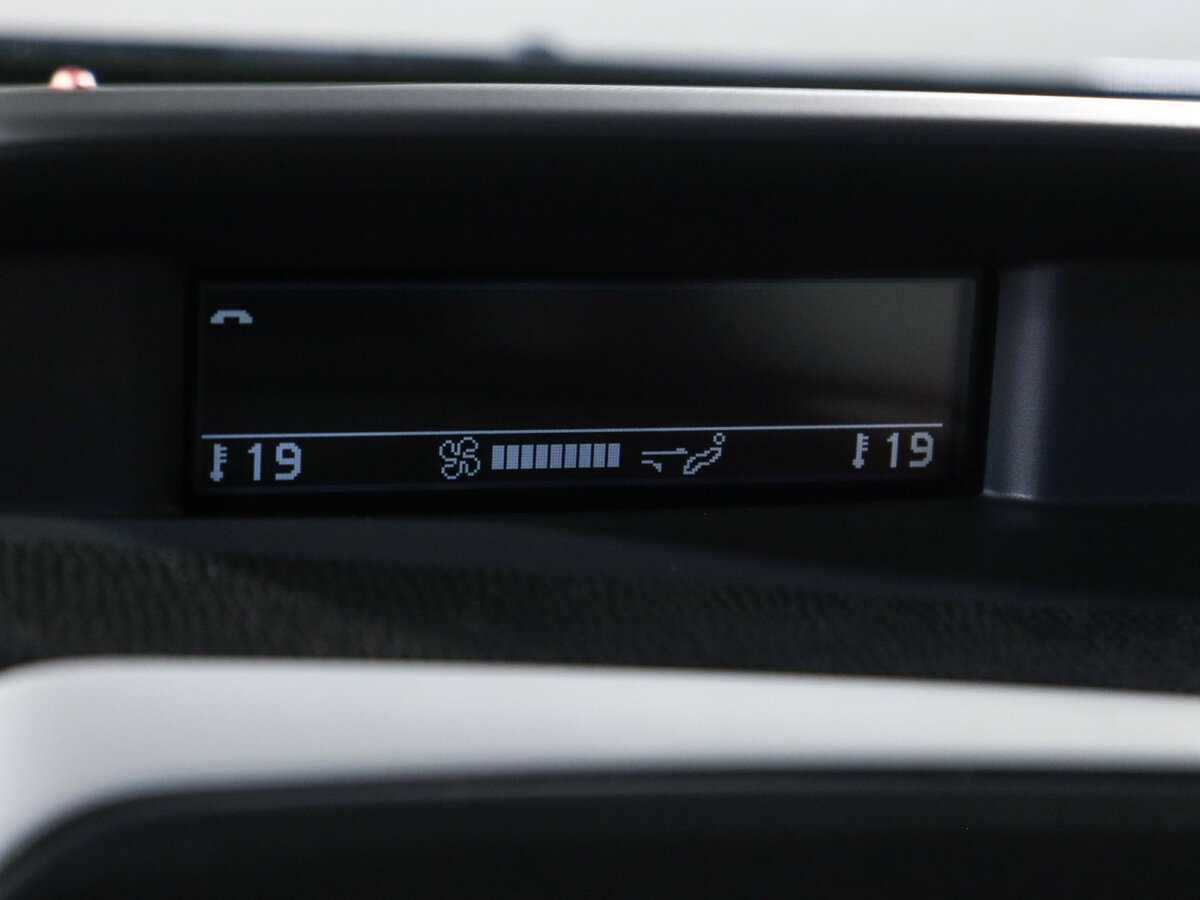 Volvo XC60, 2010 Фото №17