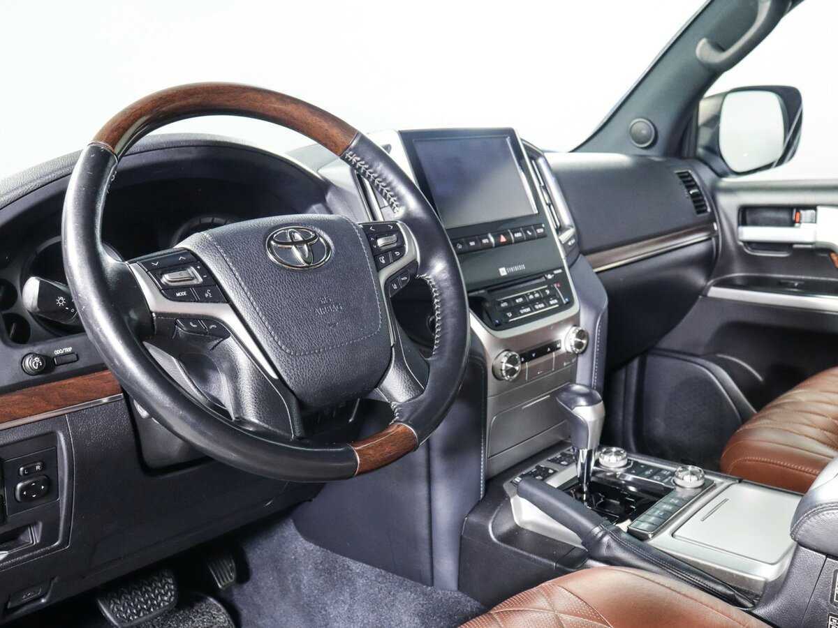 Toyota Land Cruiser, 2018 Фото №10