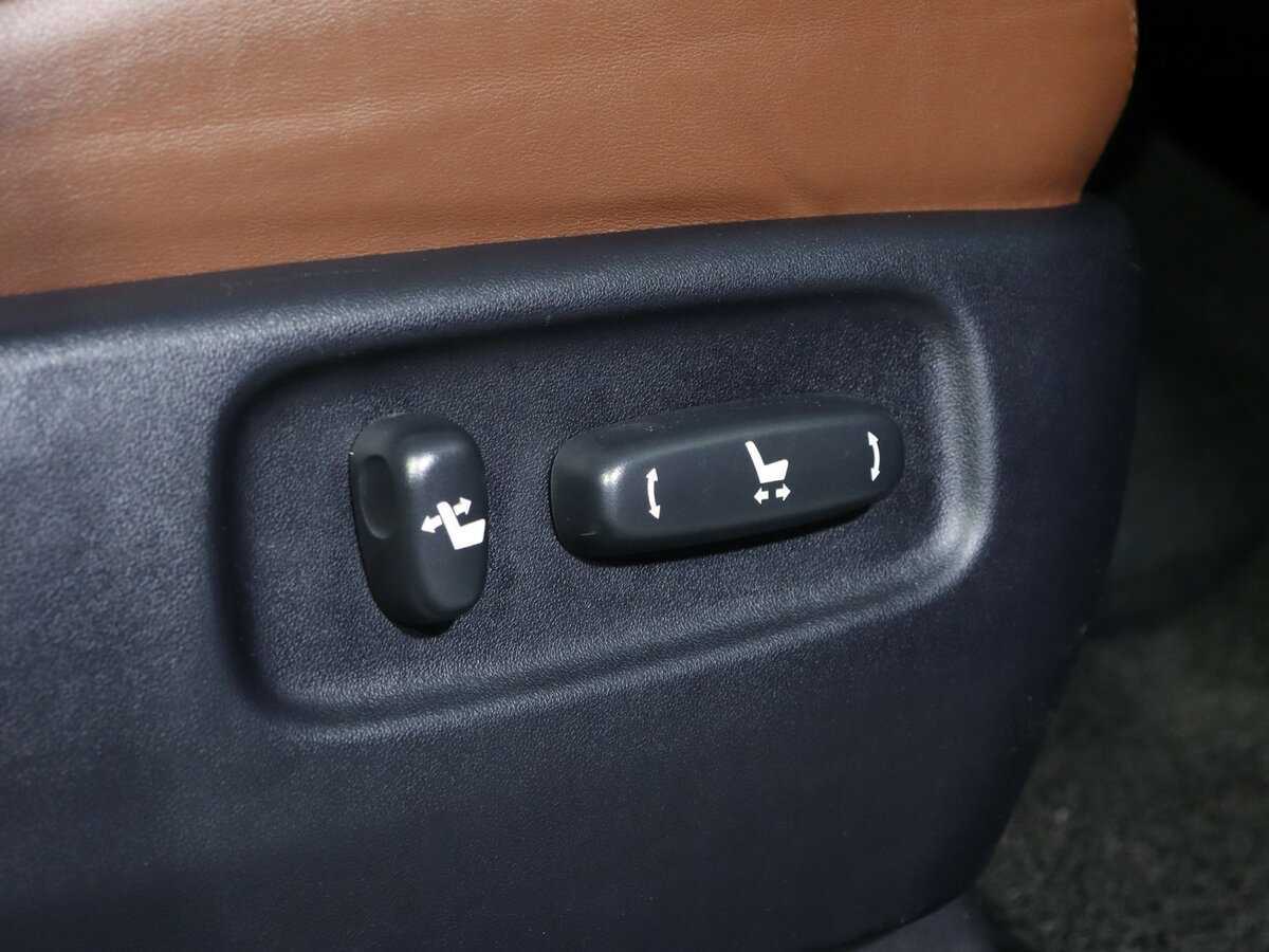 Toyota Land Cruiser, 2018 Фото №14