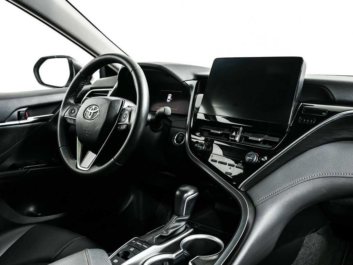 Toyota Camry, 2023 Фото №9