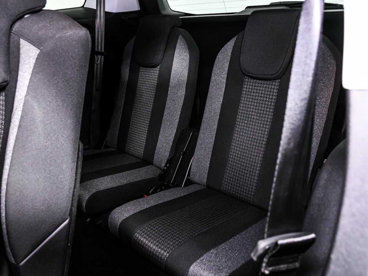 Peugeot 5008, 2019 Фото №14