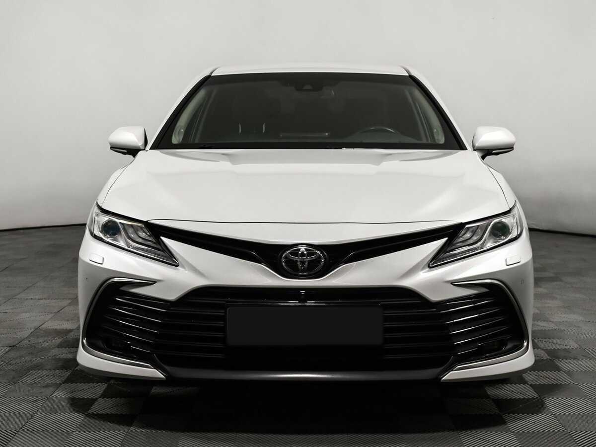 Toyota Camry, 2021 - 70 340 км. | Фото №2