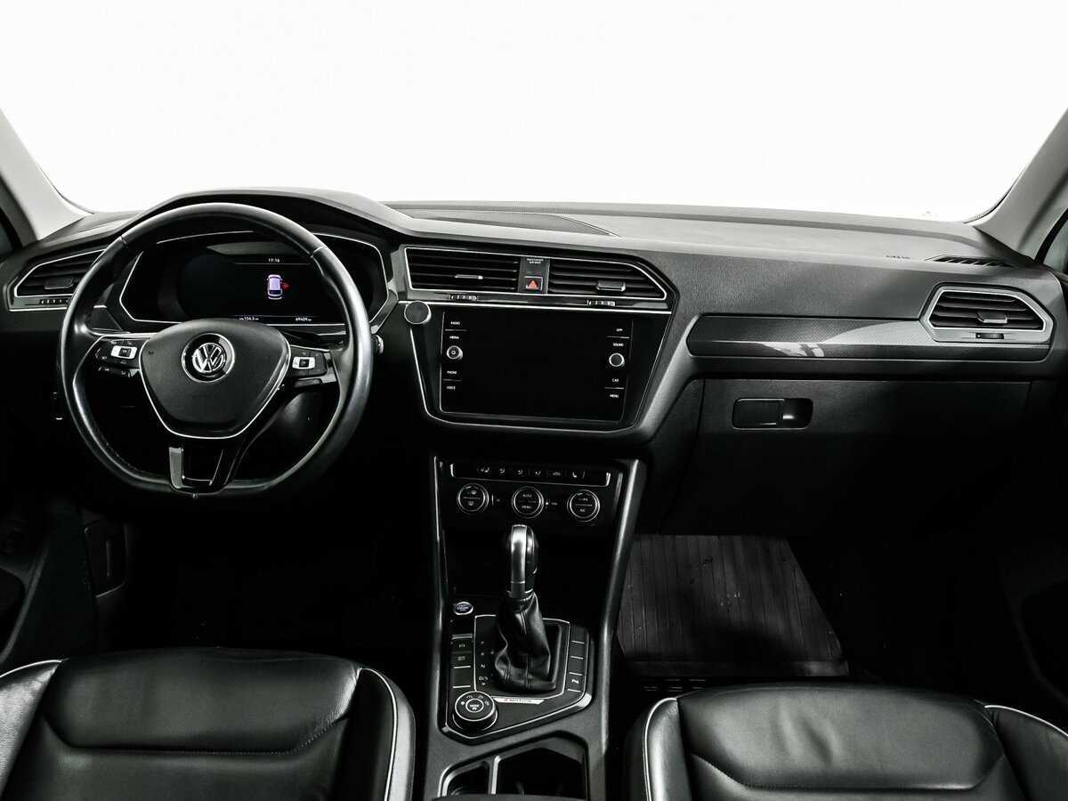 Volkswagen Tiguan, 2018 Фото №11