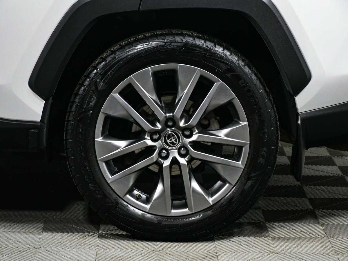 Toyota RAV4, 2022 Фото №12