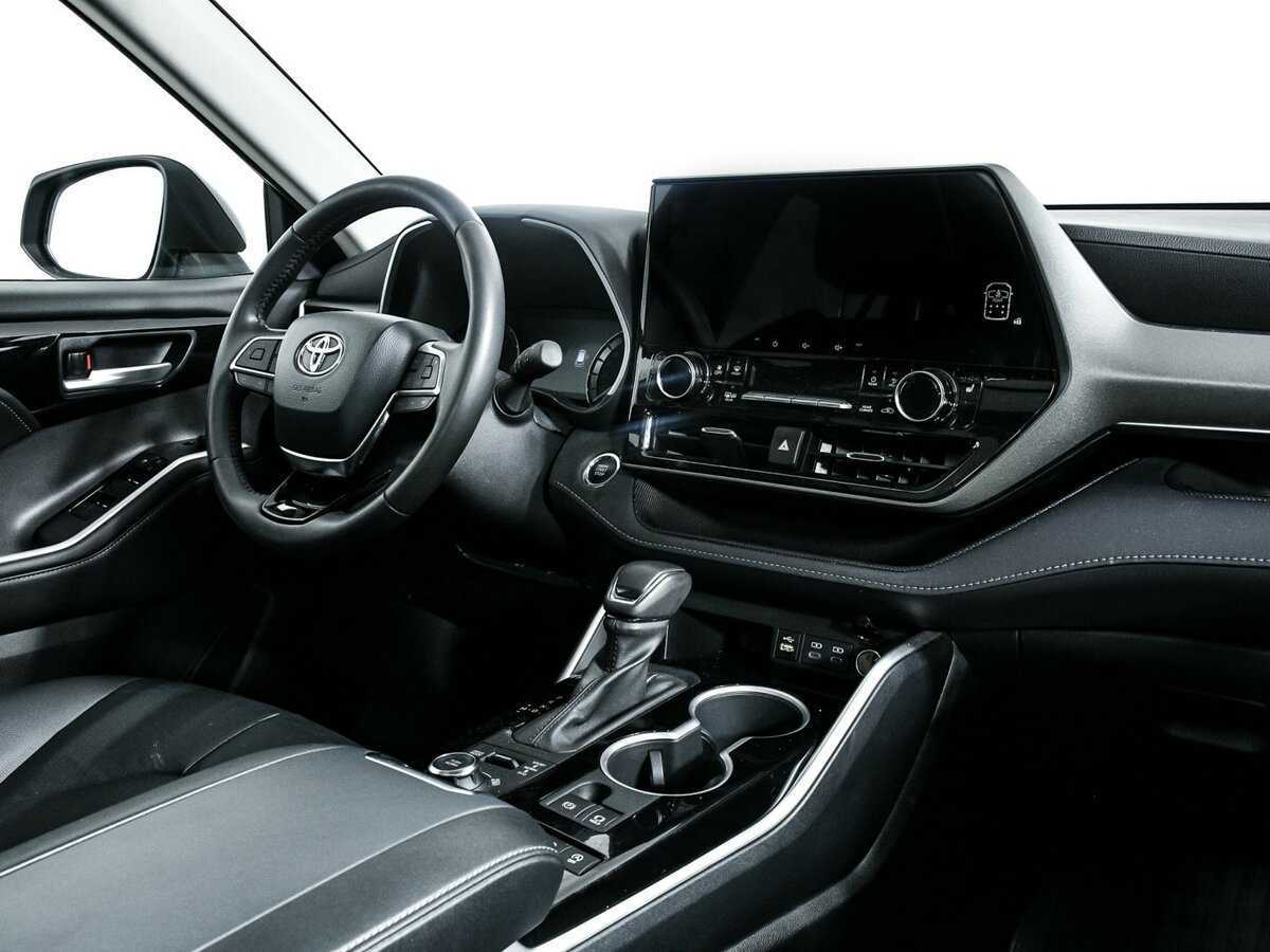 Toyota Highlander, 2023 Фото №7