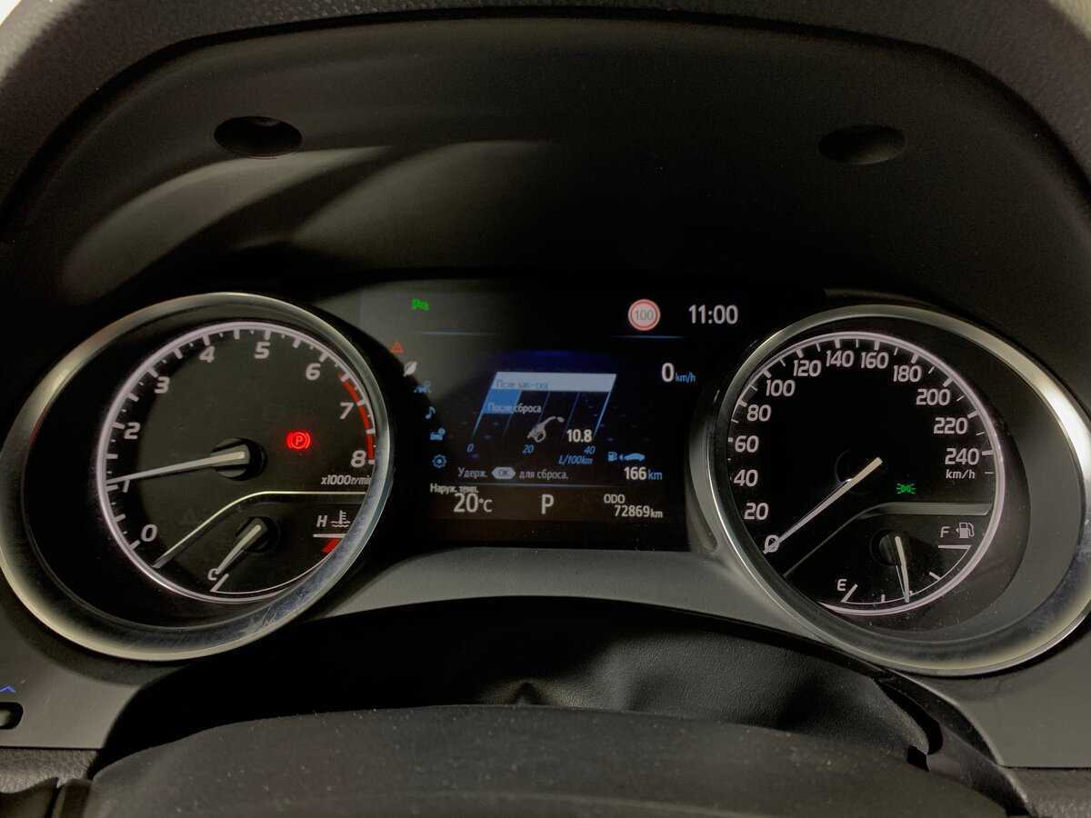 Toyota Camry, 2020 Фото №15