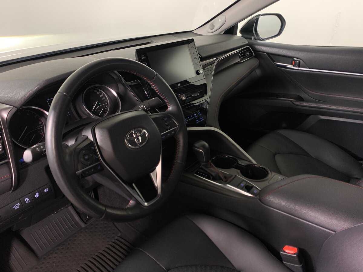Toyota Camry, 2022 Фото №11