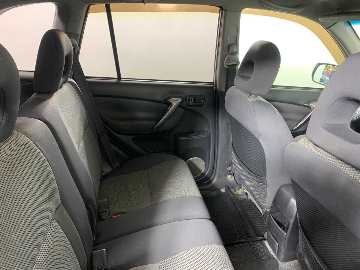 Toyota RAV4, 2004 Фото №18