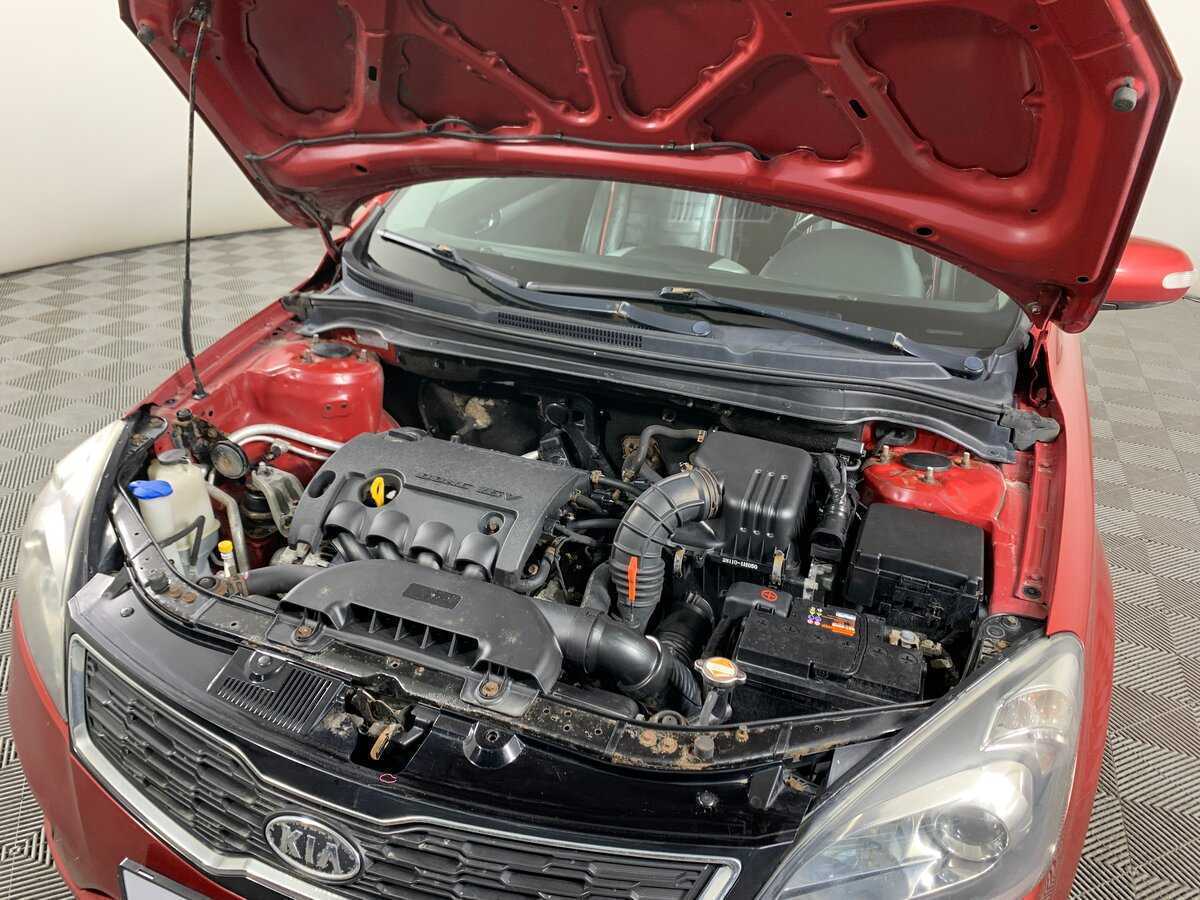 Kia Ceed, 2011 Фото №11