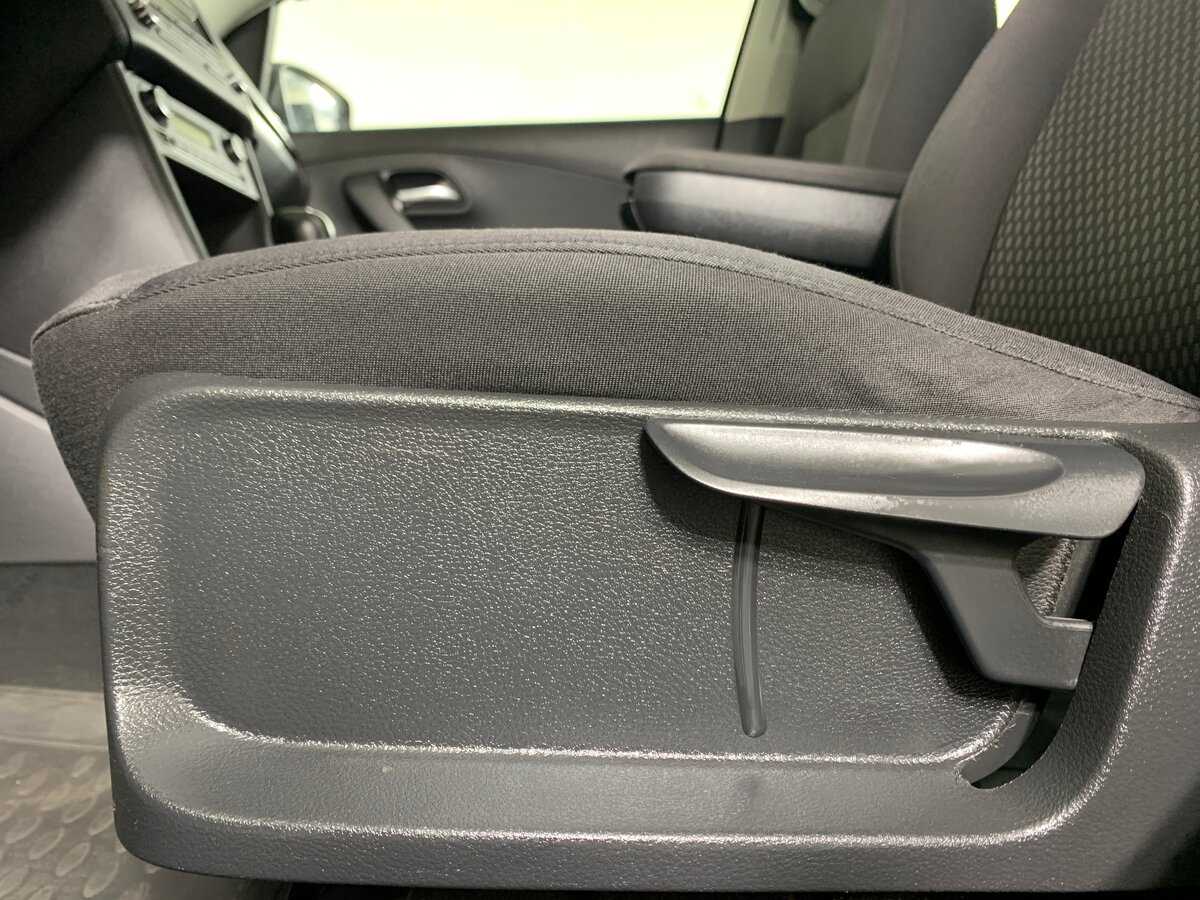 Volkswagen Polo, 2011 Фото №17