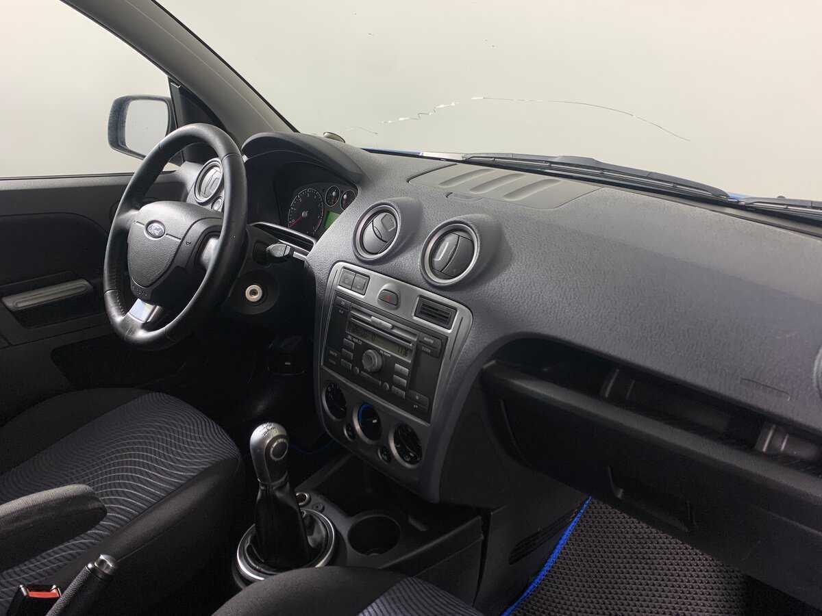 Ford Fusion, 2010 Фото №13