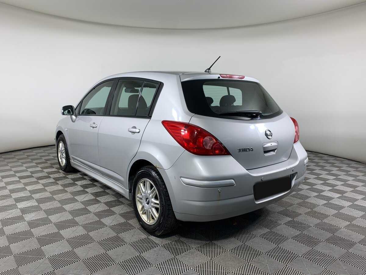 Nissan Tiida, 2011 Фото №7
