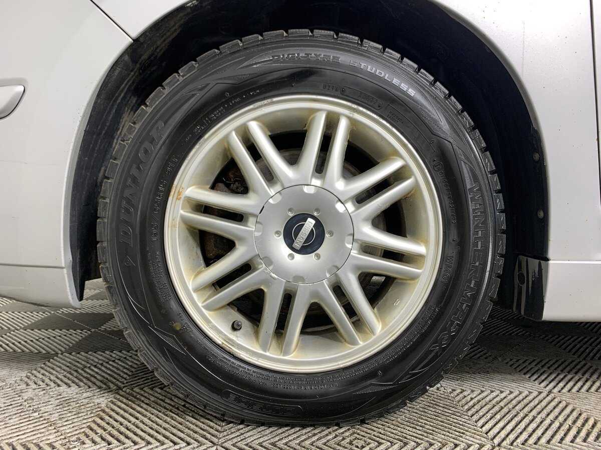 Nissan Tiida, 2011 Фото №9