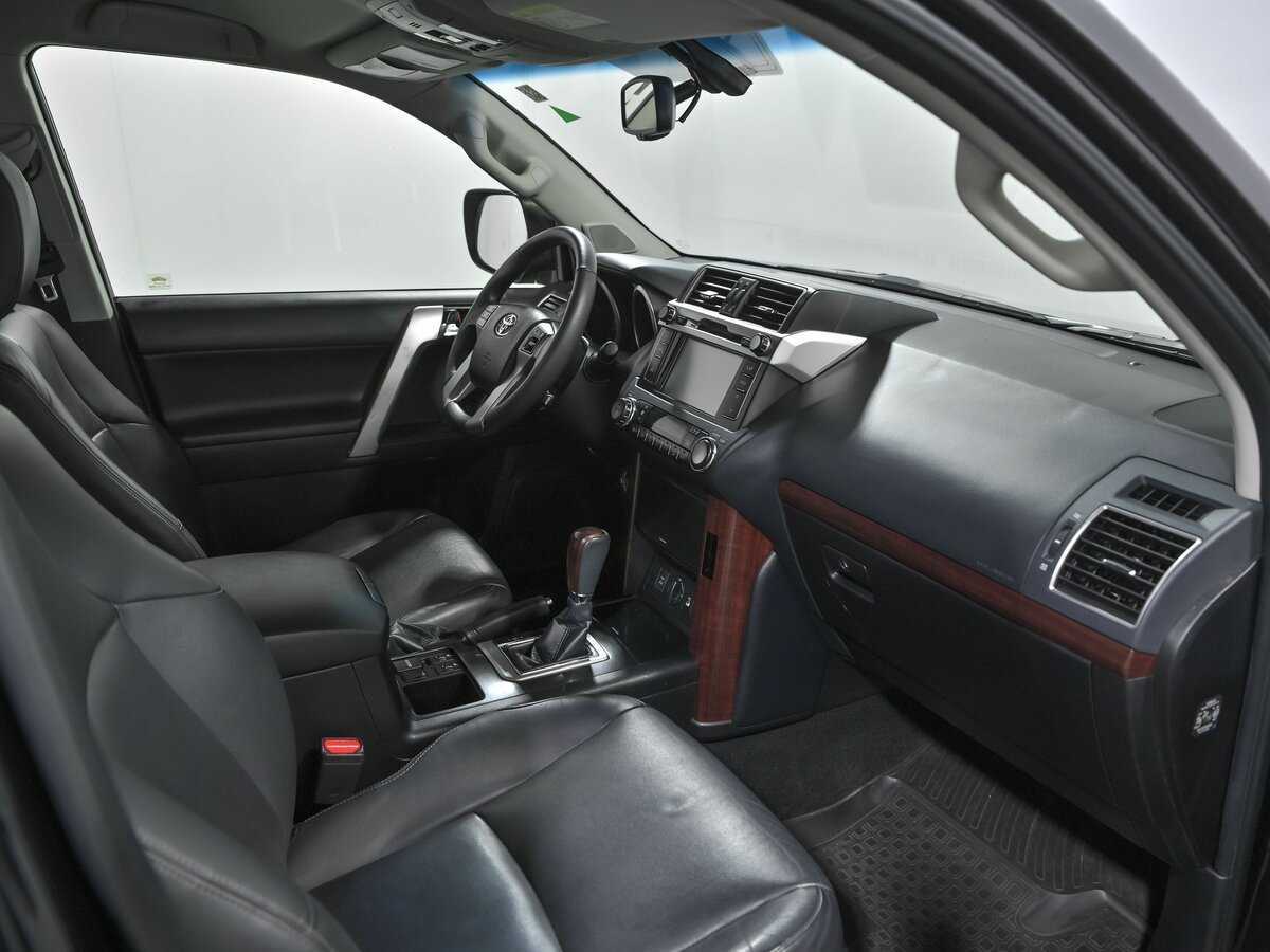Toyota Land Cruiser Prado, 2017 Фото №23