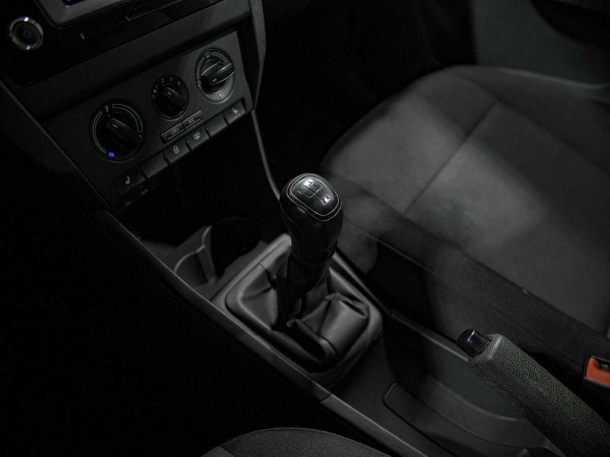 Skoda Rapid, 2016 Фото №10