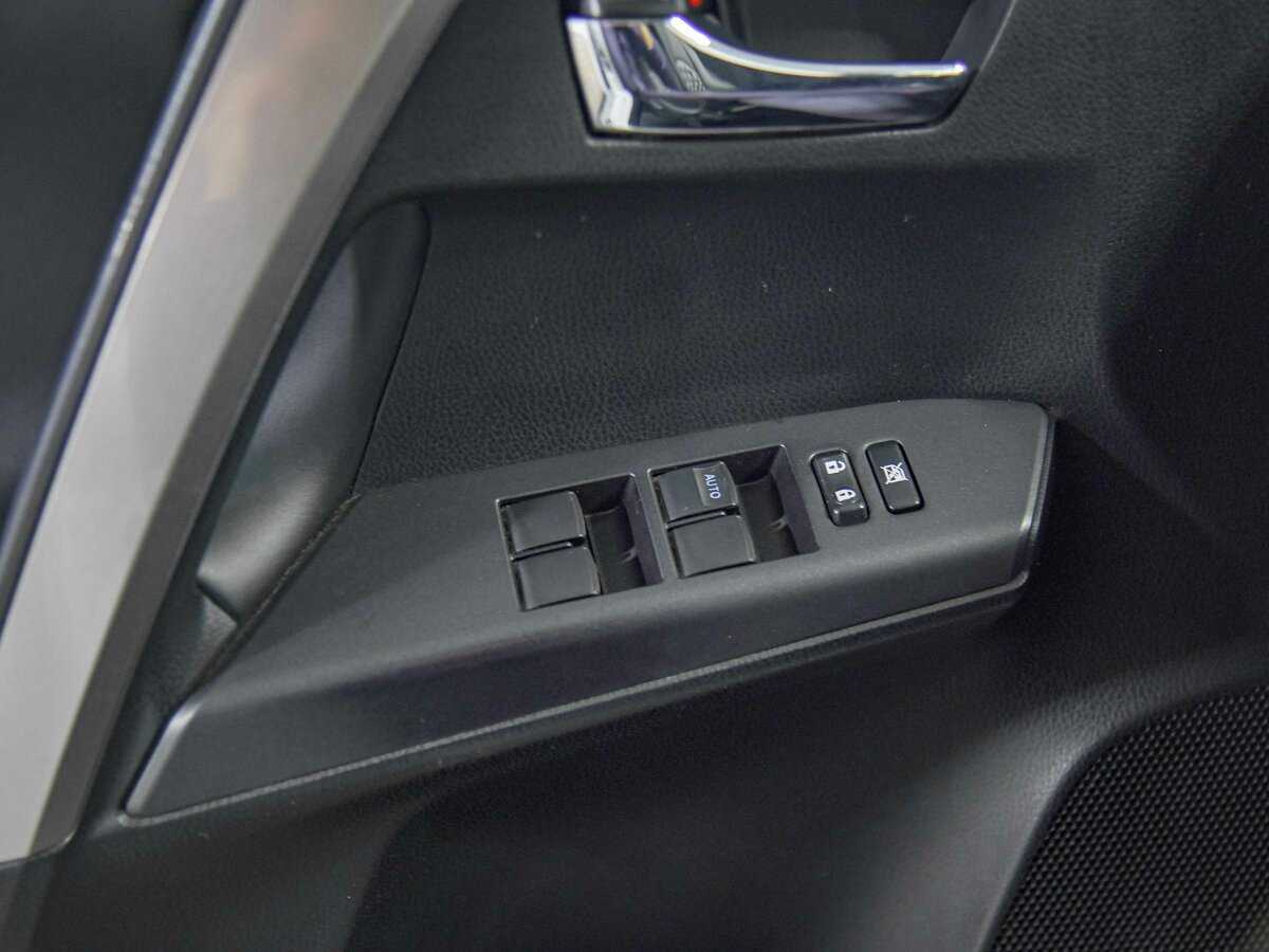 Toyota RAV4, 2018 Фото №13