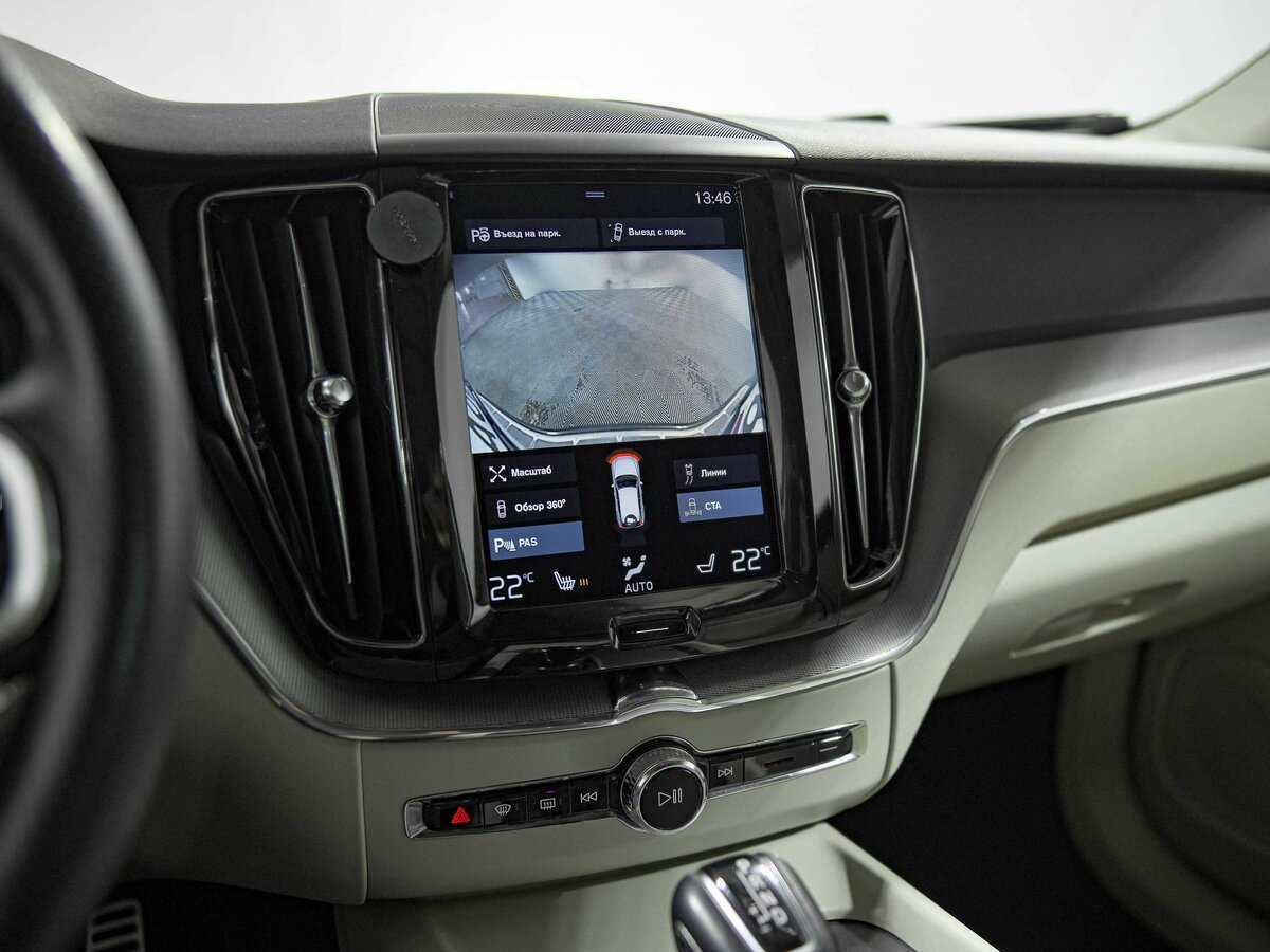 Volvo XC60, 2017 Фото №12