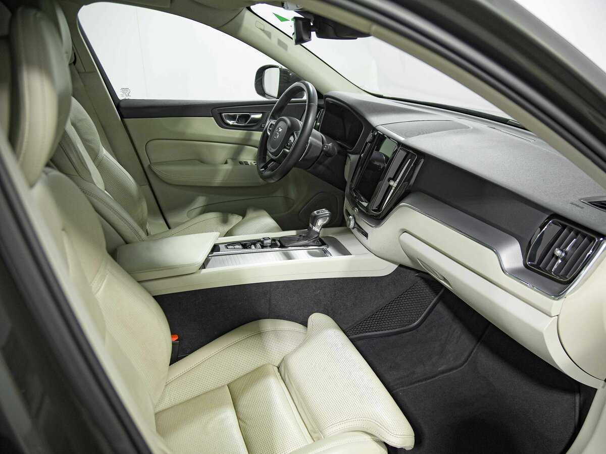 Volvo XC60, 2017 Фото №22