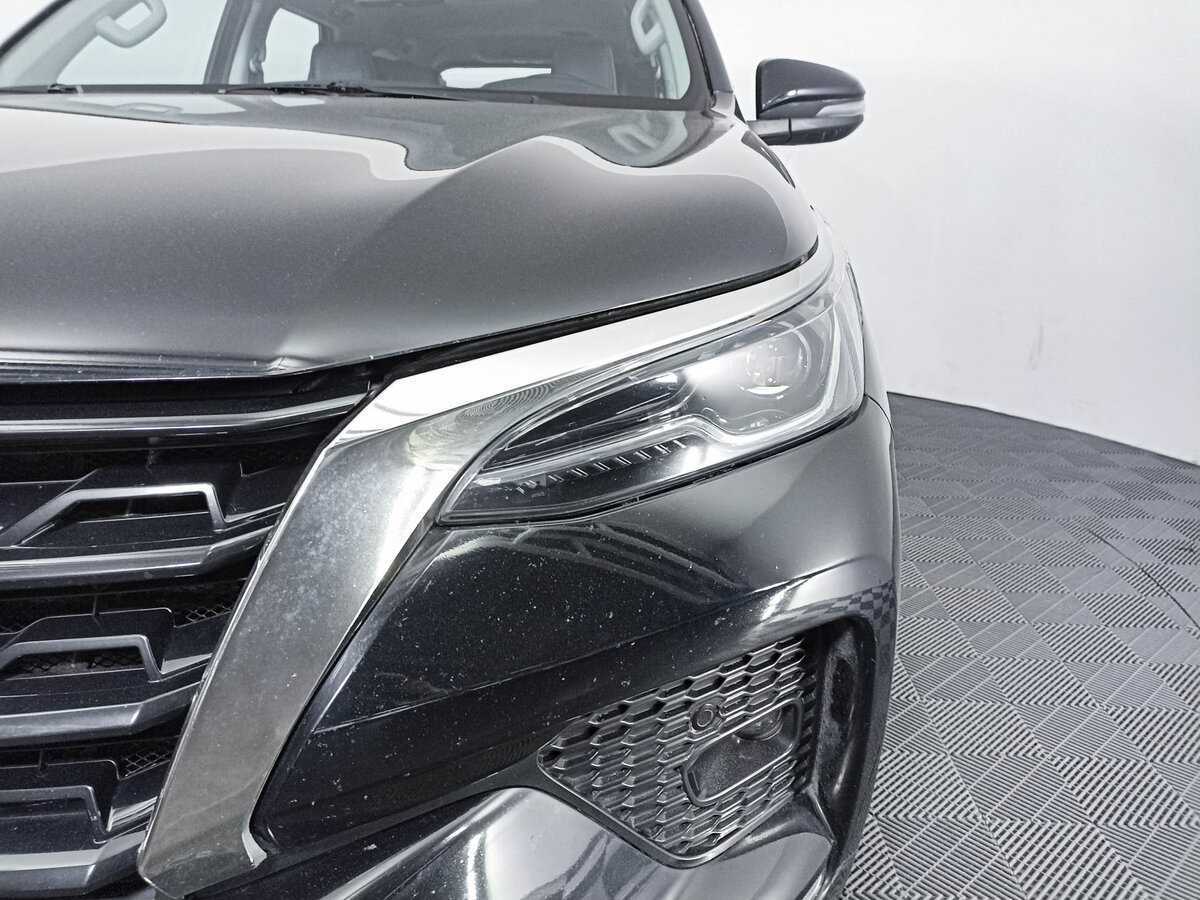 Toyota Fortuner, 2020 Фото №13
