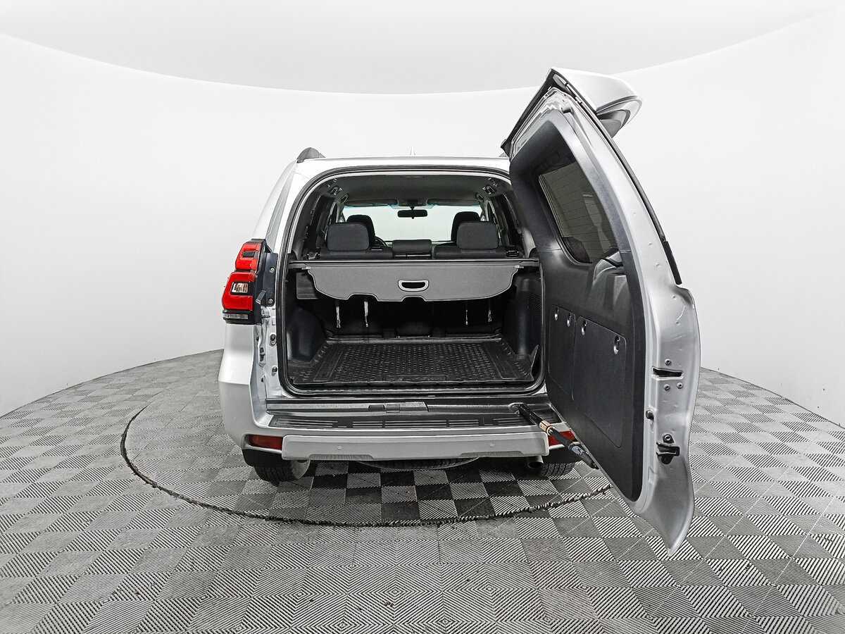 Toyota Land Cruiser Prado, 2018 Фото №10