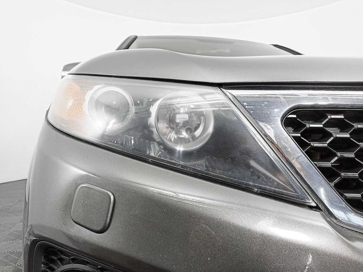 Kia Sorento, 2011 Фото №17