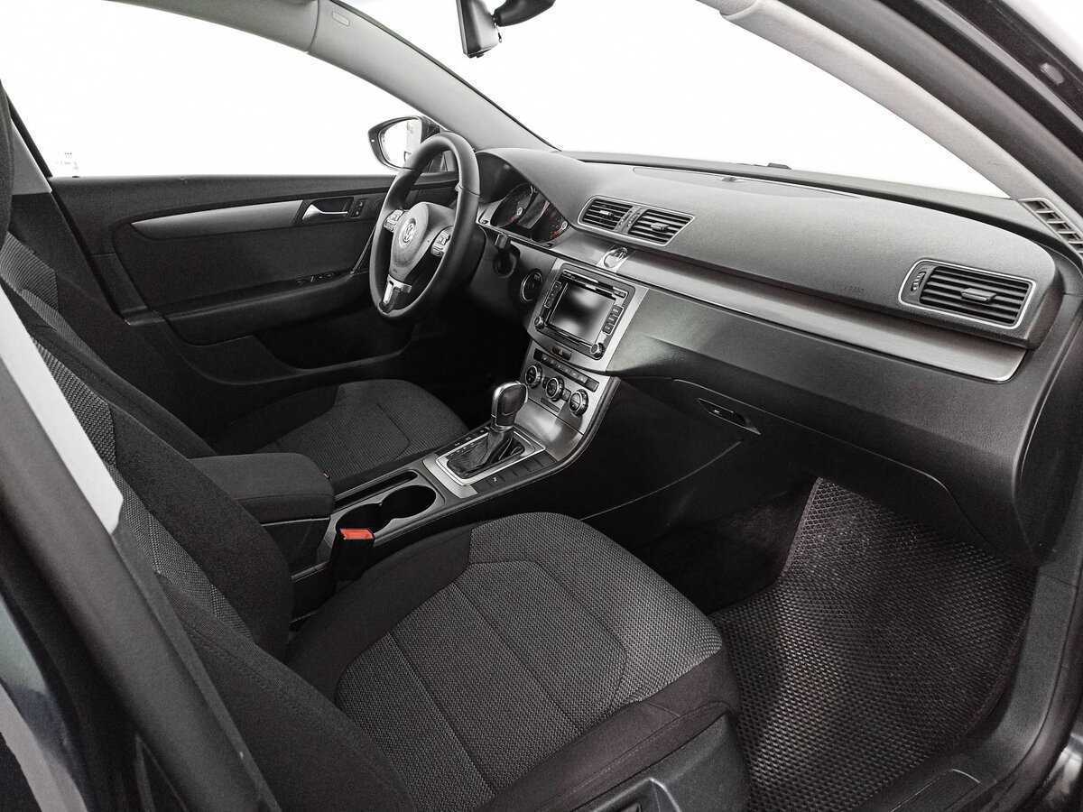 Volkswagen Passat, 2011 Фото №9