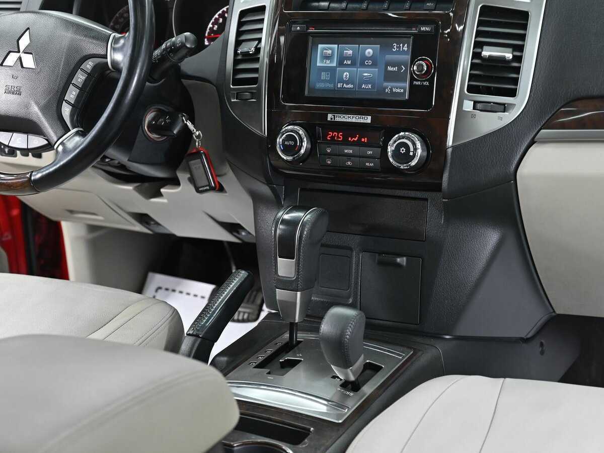 Mitsubishi Pajero, 2018 Фото №9