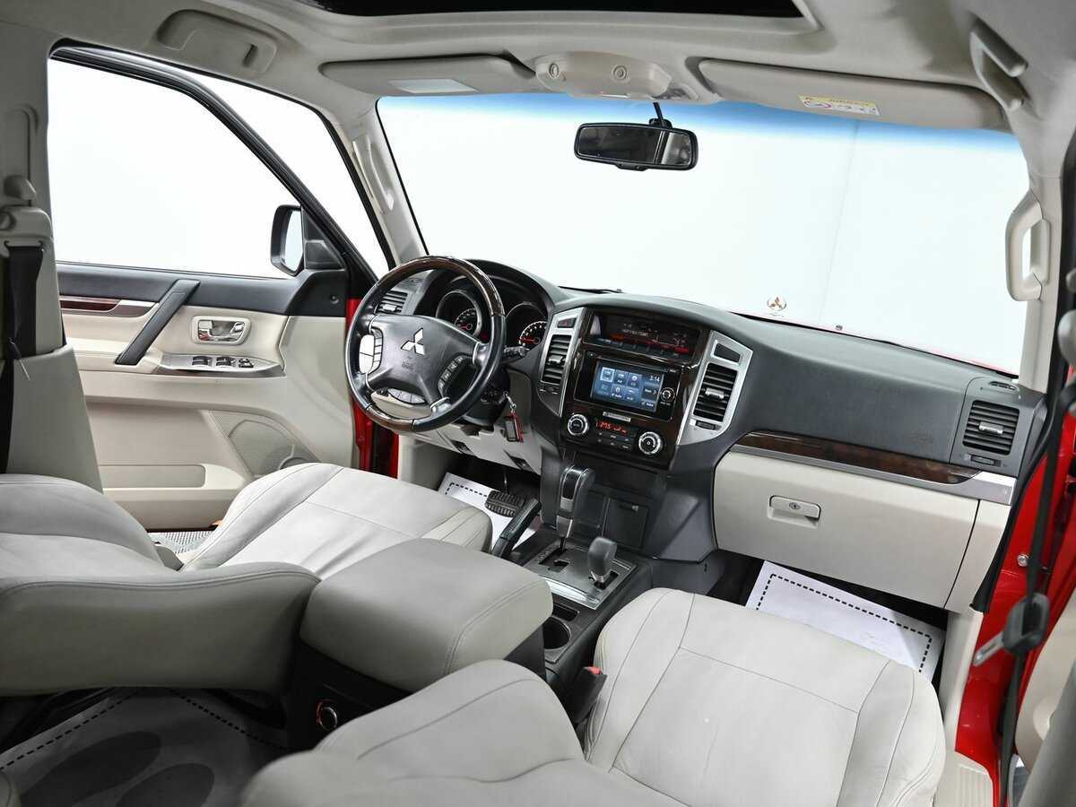 Mitsubishi Pajero, 2018 Фото №11