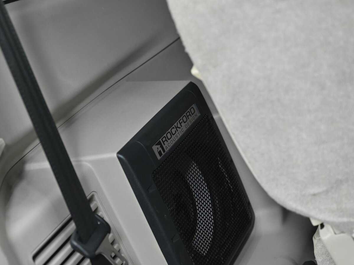 Mitsubishi Pajero, 2018 Фото №15