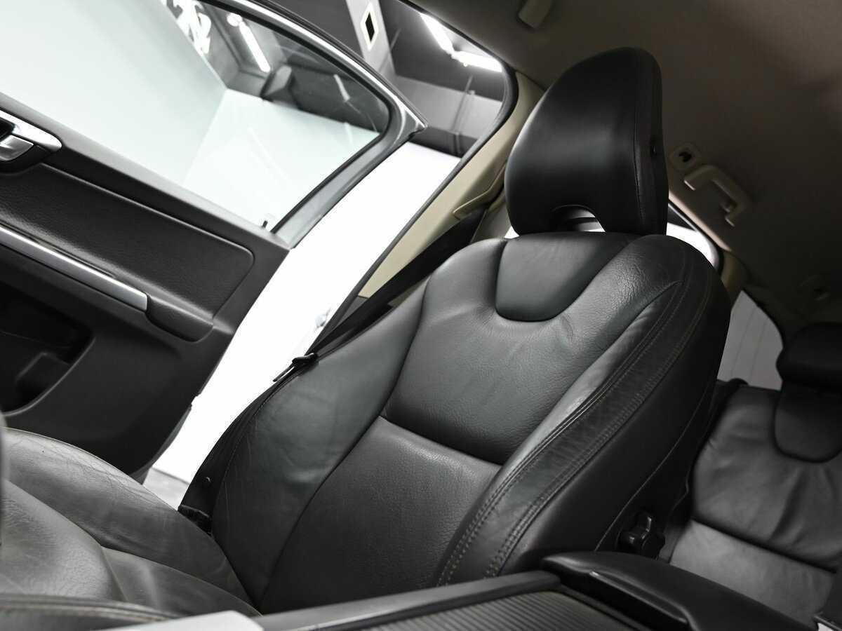 Volvo XC60, 2011 Фото №9