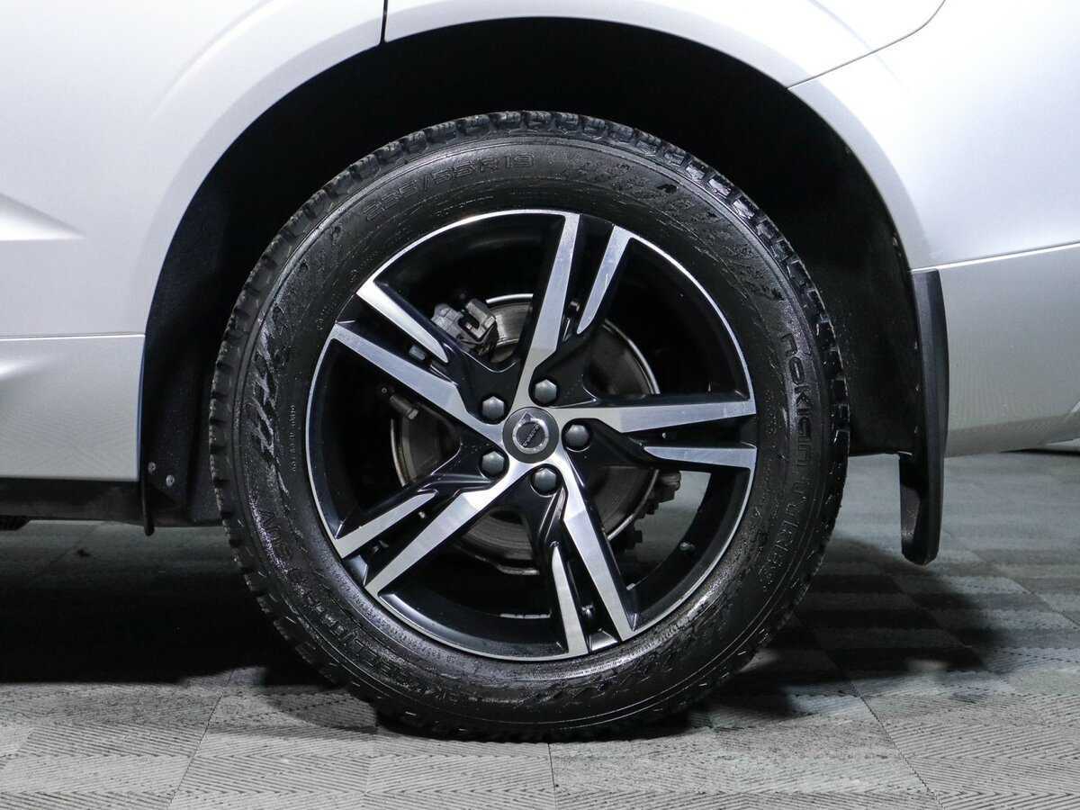 Volvo XC60, 2019 Фото №12
