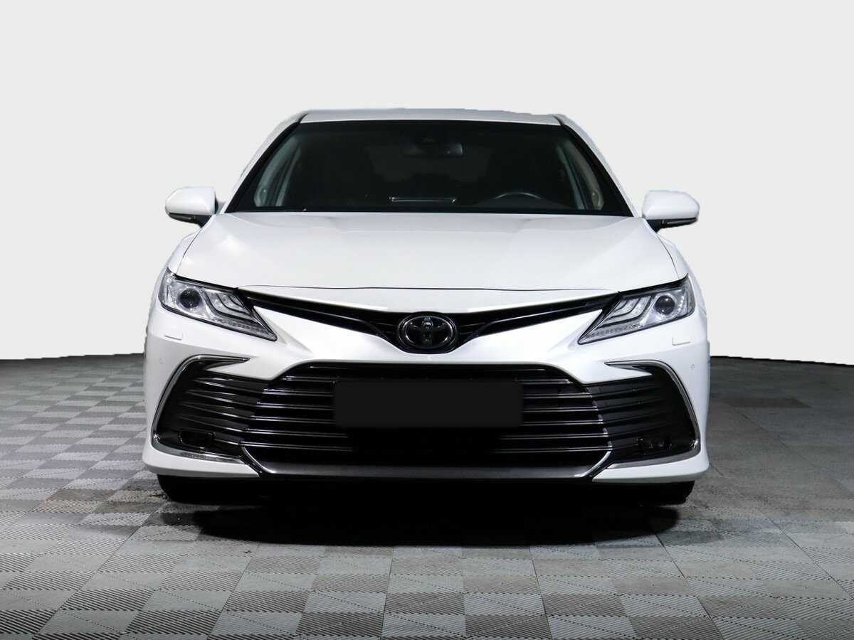 Toyota Camry, 2021 - 92 000 км. | Фото №2