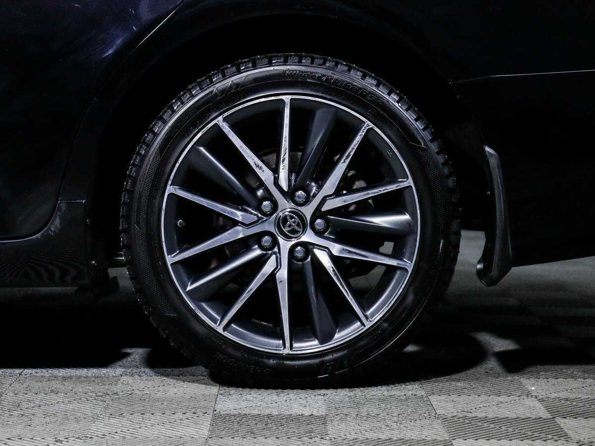 Toyota Camry, 2021 Фото №12