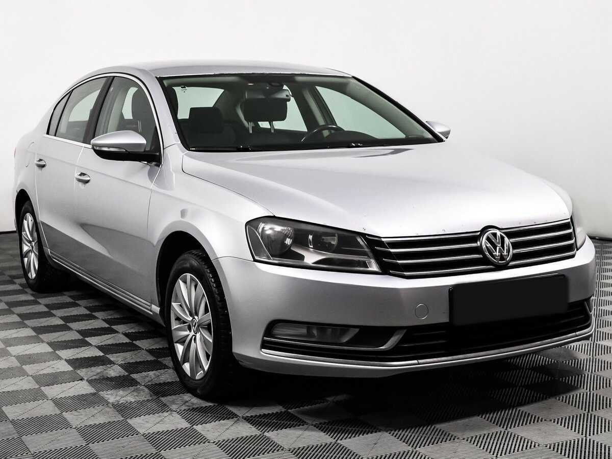 Volkswagen Passat, 2011 - 229 000 км. | Фото №3