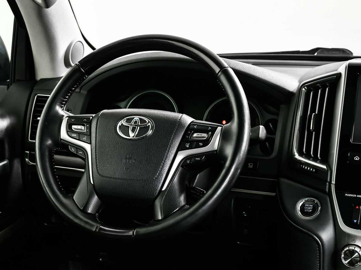Toyota Land Cruiser, 2017 Фото №12