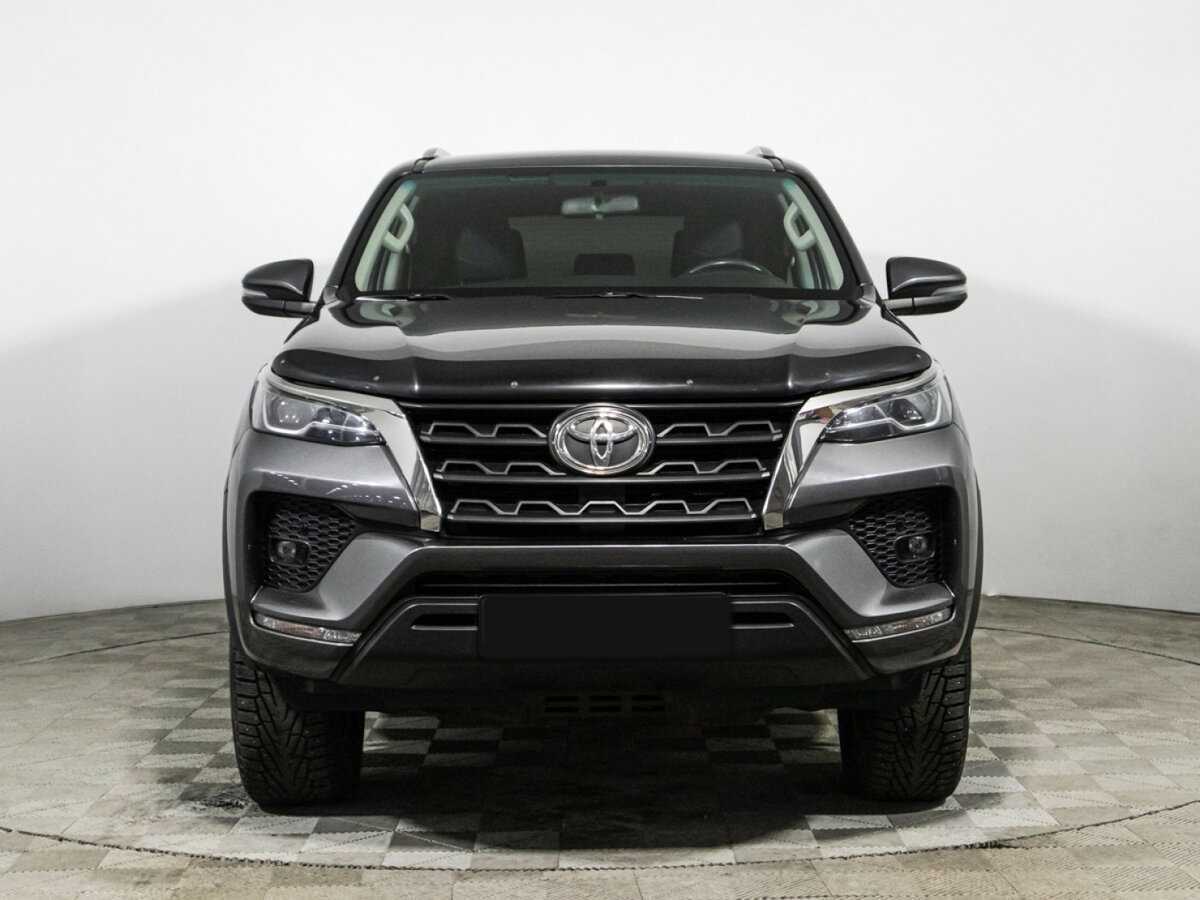 Toyota Fortuner, 2020 - 72 000 км. | Фото №2